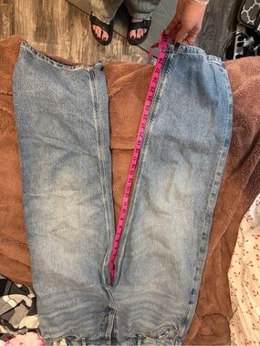 American Eagle Outfitters Light Blue Straight-Leg Jeans